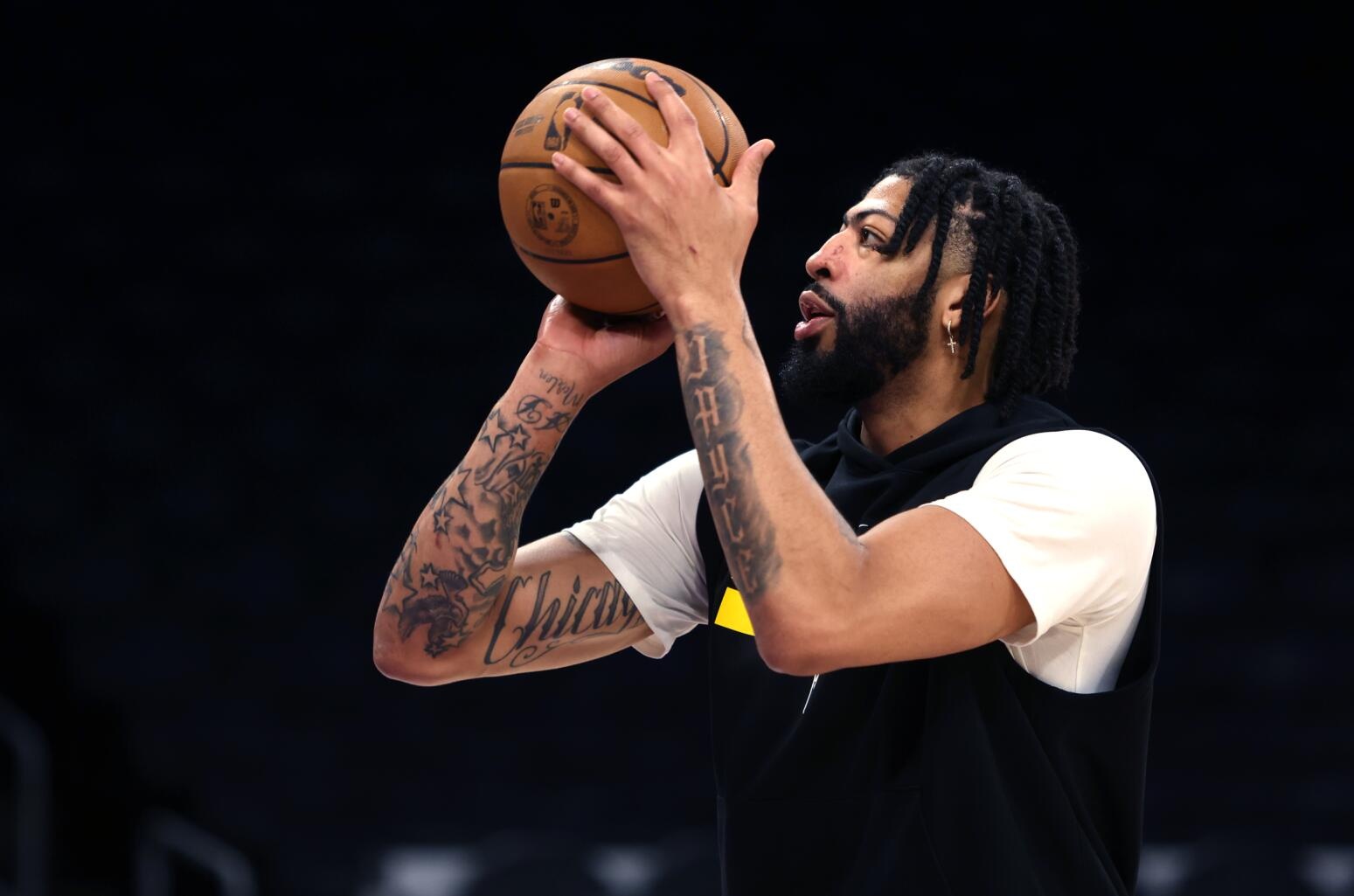 小里弗斯:濃眉都打了13年了 有99.9%的概率他已過(guò)了巔峰期